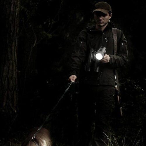 Latarki z powerbankiem – po co je mieć?