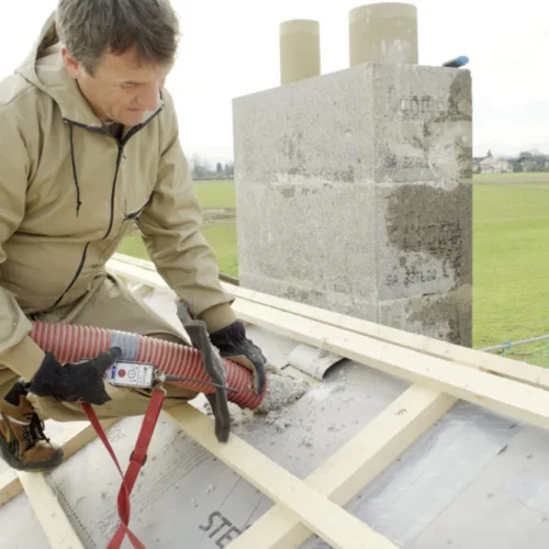 Wdmuchiwana celuloza – jak działa i kiedy warto ją wybrać?